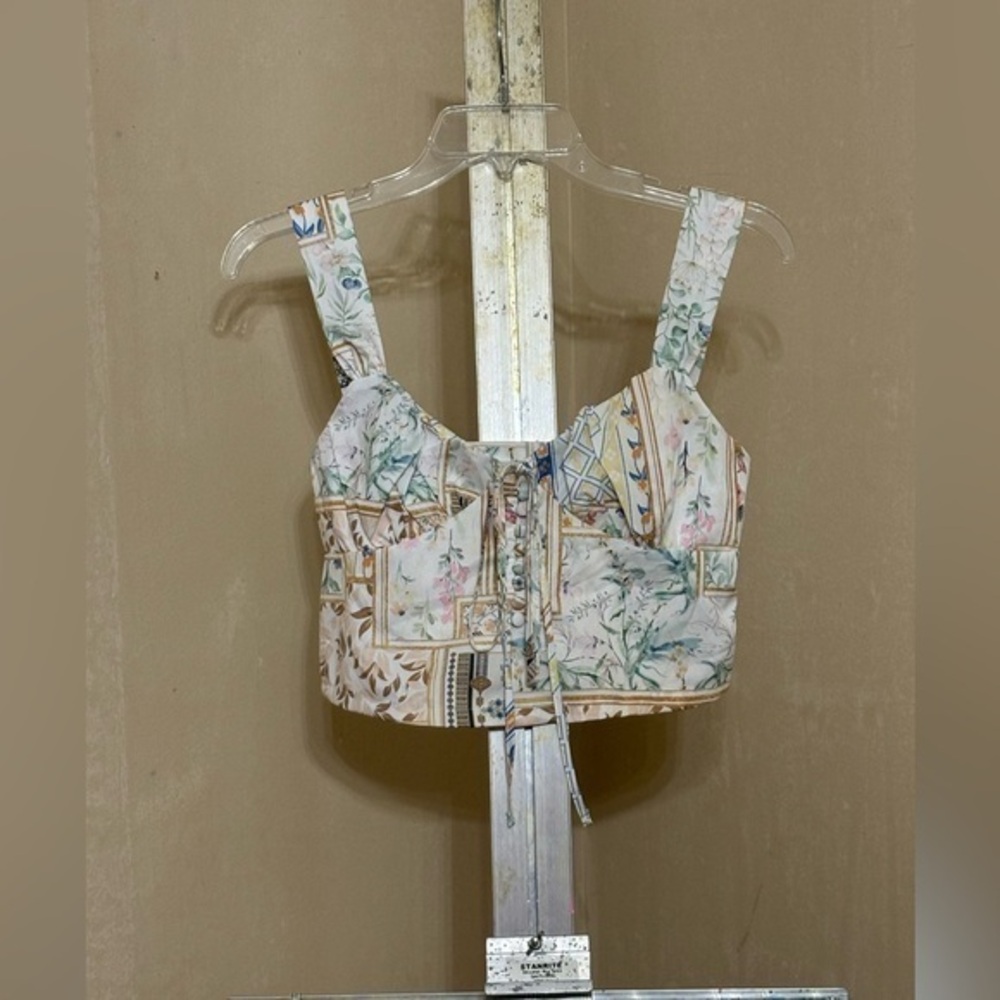 DAZY PRINTED BUTTON / TIE TANK CROPPED TOP SZ LARGE